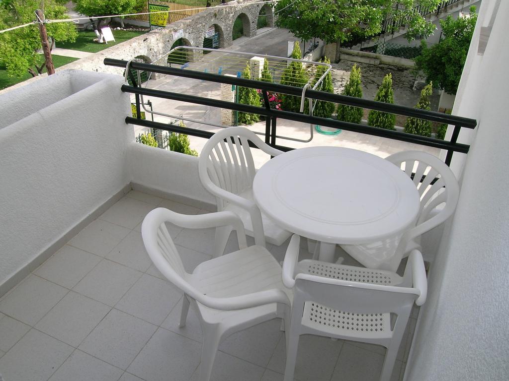 Kamares Apartments Εε Poros Town Phòng bức ảnh