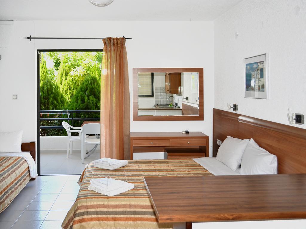 Kamares Apartments Εε Poros Town Phòng bức ảnh