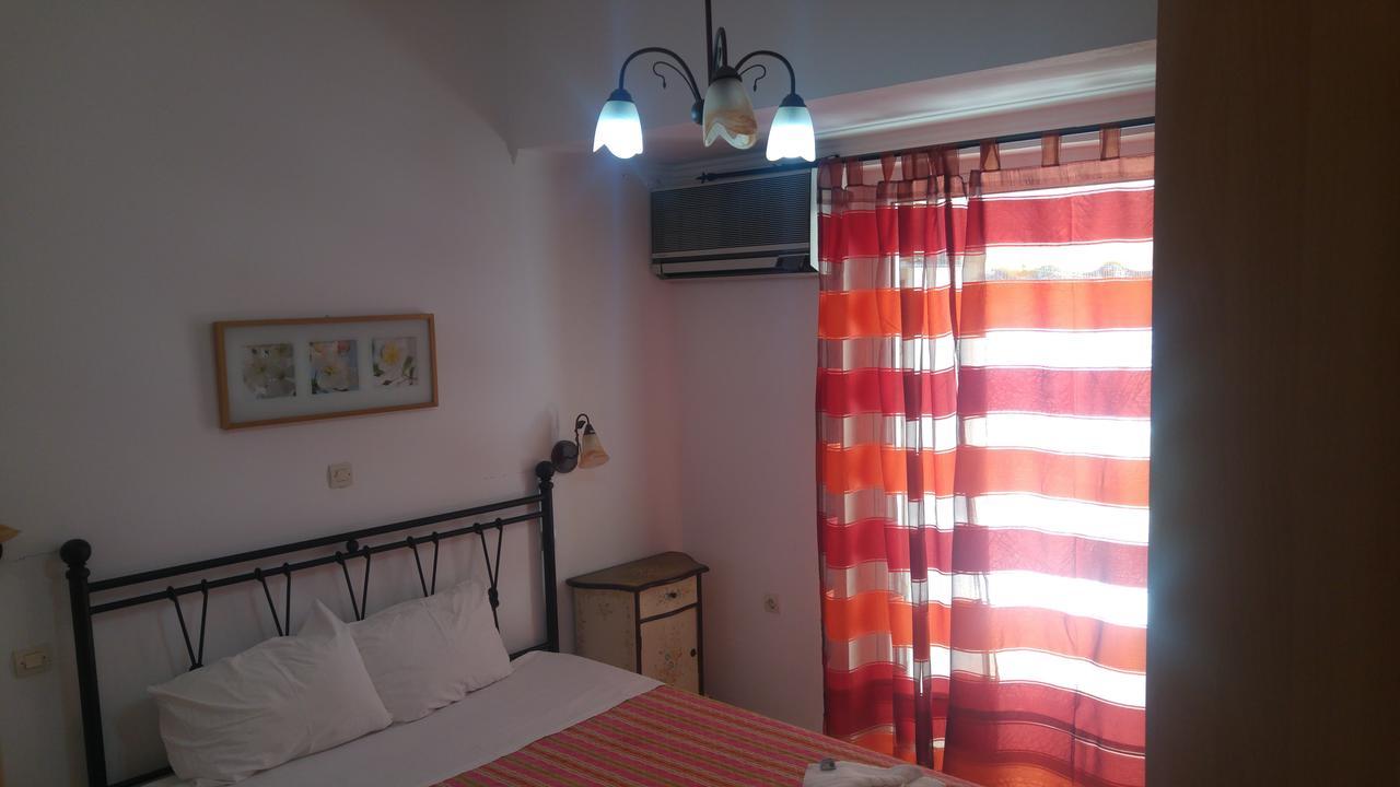 Kamares Apartments Εε Poros Town Ngoại thất bức ảnh